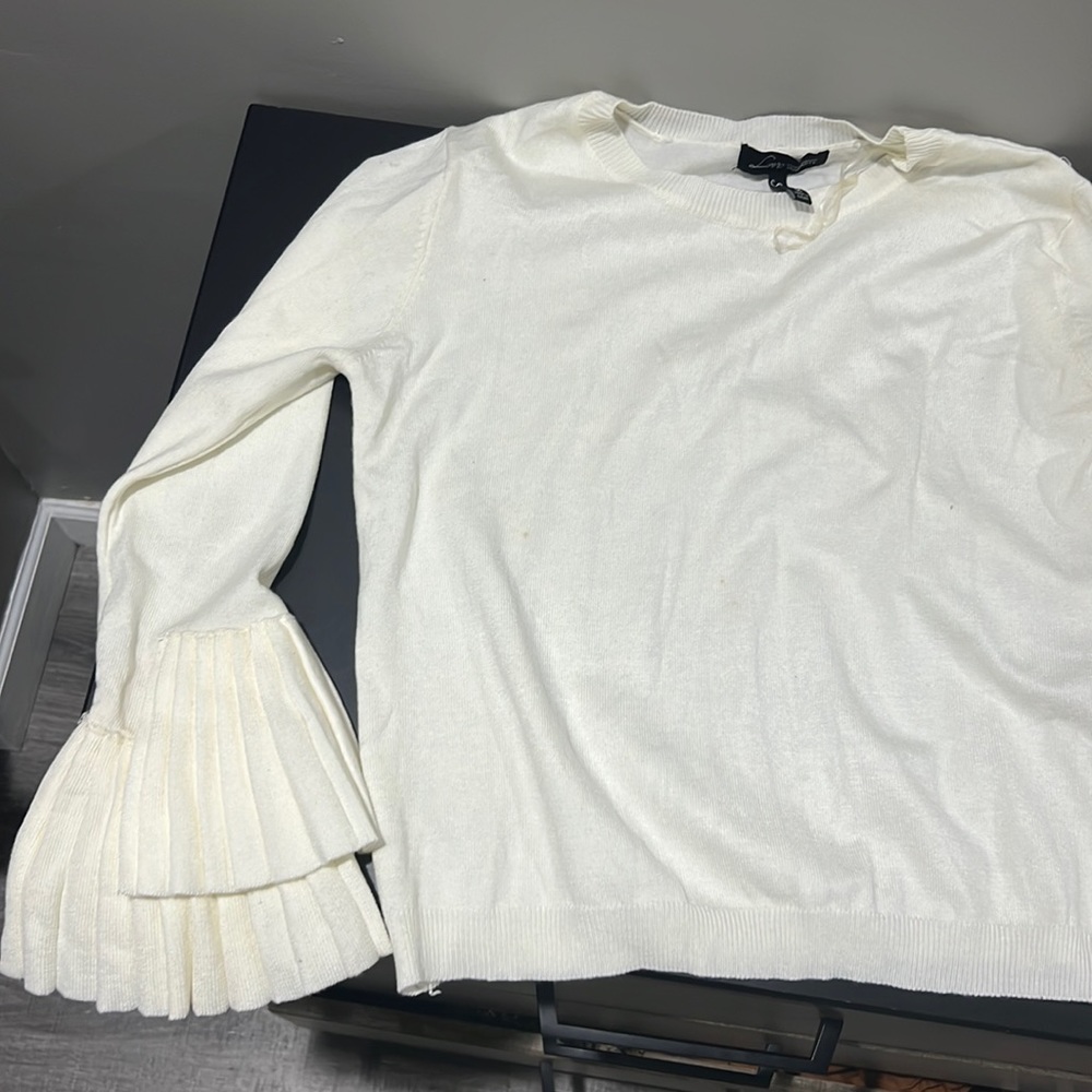 Flare sleeve , cream , sweater , vintage , vintage style , 70s , 60’s , cozy